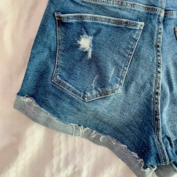 Zara denim shorts, light blue wash, high waist - Picture 7 of 7